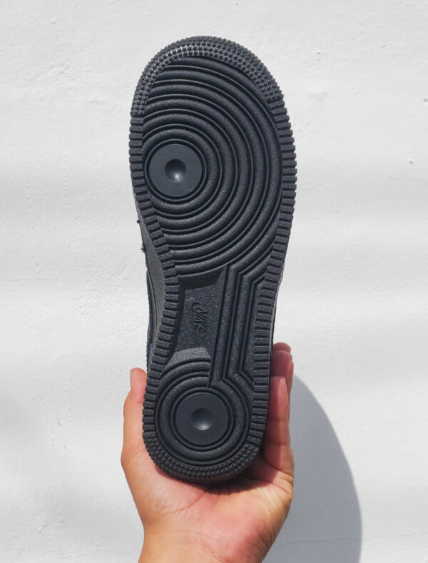 Nike Air Force 1 Negros - Para Hombre - Imagen 3